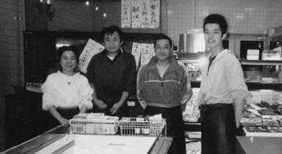 目利きの秀夫が選んだ魚が並ぶ神戸北野のさかな屋『魚秀』